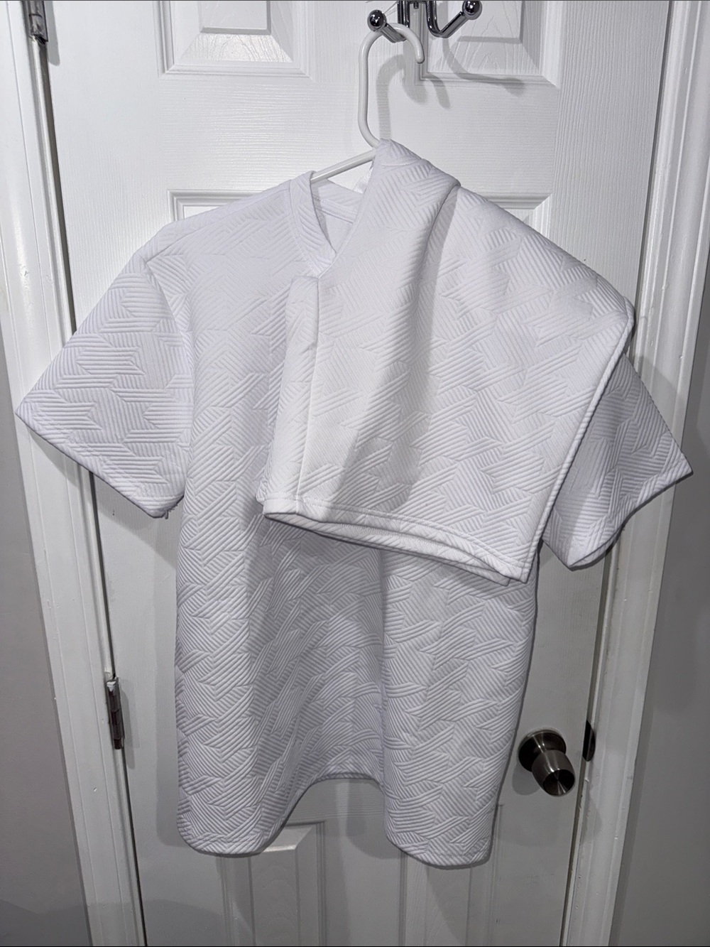 Men's White Textured Short-Sleeve Shirt Short Set - Minimal Modern